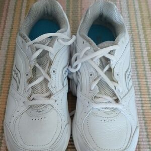 Saucony Womens  White Mesh Sneakers